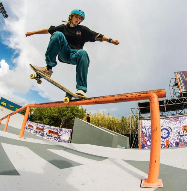 AFRIKA CRIADO AFRIKA CRIADO